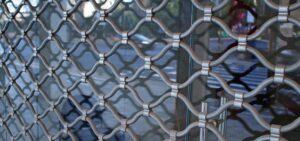 Roller grille w850 h400 London & Kent